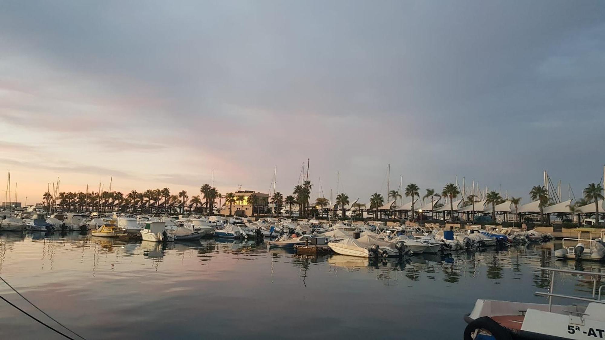 Apartamento Pepi Adults Only Santa Pola Exteriér fotografie
